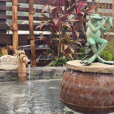Cheng-Ping Hot Spring Inn Wenquan Buitenkant foto