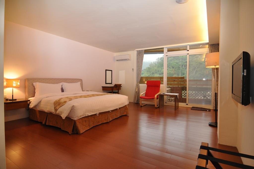 Cheng-Ping Hot Spring Inn Wenquan Buitenkant foto
